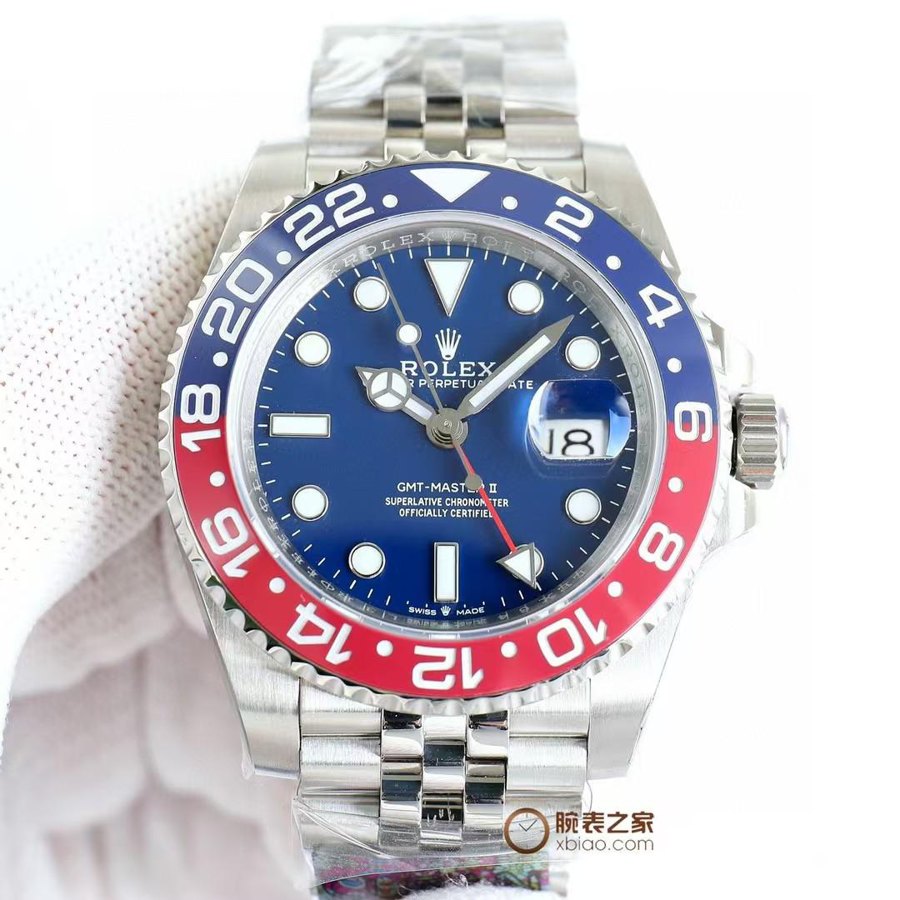 GMT-Master II 'Pepsi' Royal Blue Dial - Jubilee — Red and Blue Bezel Royal Blue Dial (Ref Z014)